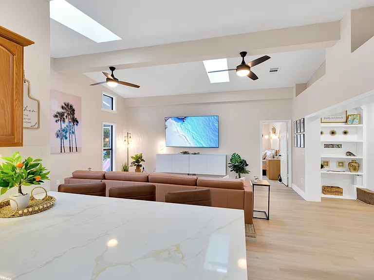 960 Lakewood Dr — Photo 17