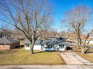 513 N Mill St, Eldon, MO 65026