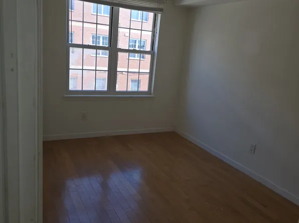 1121 Hamilton St #A, Philadelphia, PA 19123