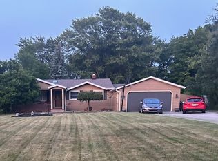 15379 Carol Dr, Strongsville, OH 44136
