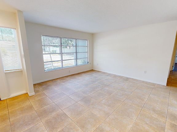 4th image of 1315 22nd St