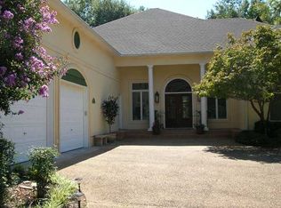 800 Hunter Hl, Brandon, MS 39047