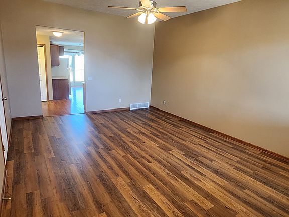 4th image of 2026 E 27th St