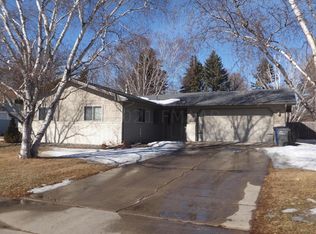 1924 24th Ave S, Moorhead, MN 56560