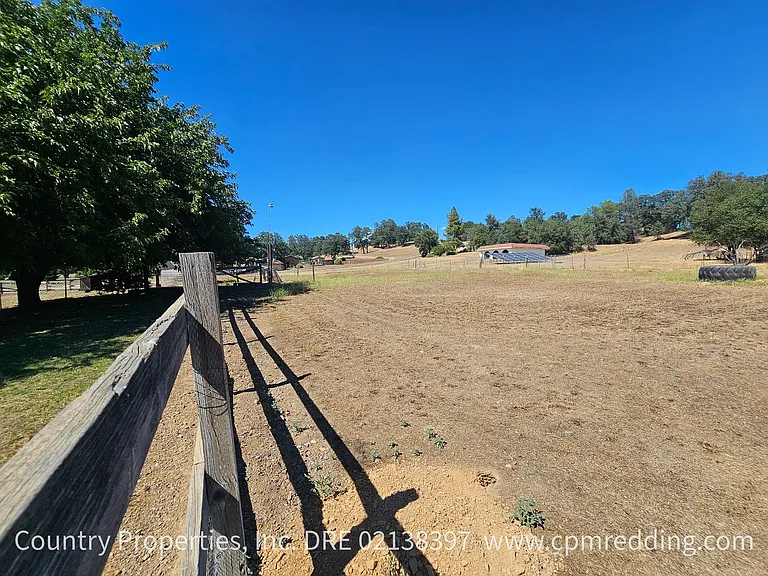 12183 Dry Creek Rd — Photo 35