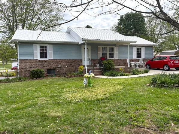 149 Robin Hood Dr, McMinnville, TN 37110