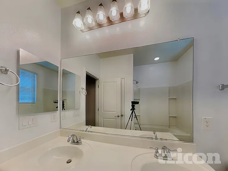 14989 W Wilshire Dr — Photo 14