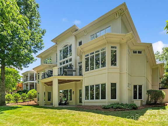3rd image of 14515 Nolen Ln