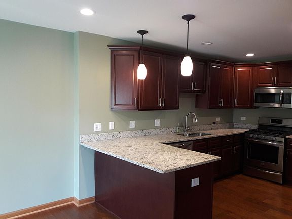 3rd image of 125 Cambrian Ct