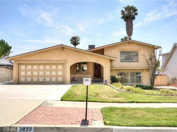 3899 28th St, Highland, CA 92346