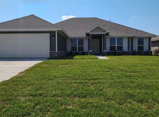 644 Greystone Ln, Angleton, TX 77515