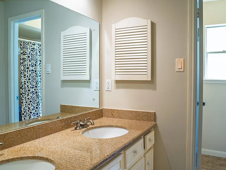 1704 Crystal Hills Dr — Photo 23