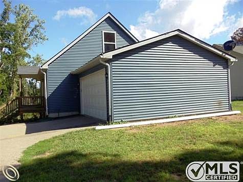 Garage.JPG