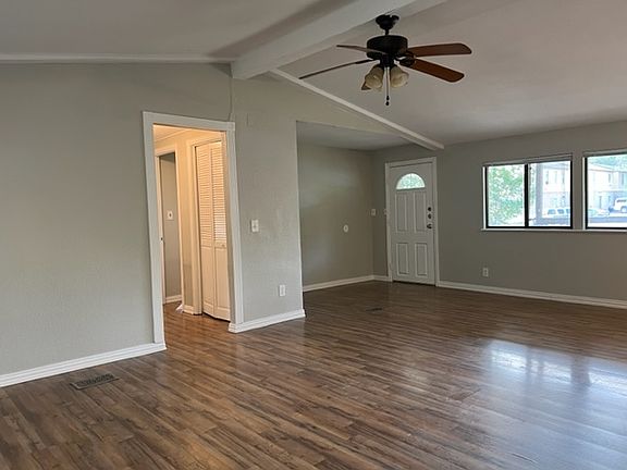 5th image of 1443 Harper Dr