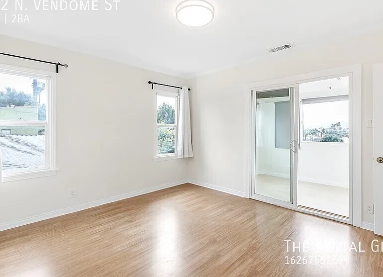 612 N Vendome St — Photo 14