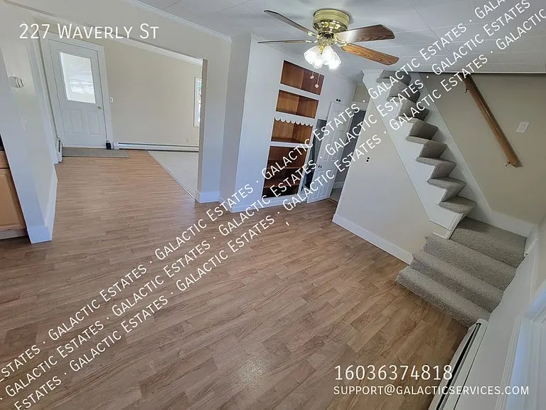 227 Waverly St — Photo 8