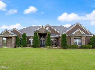 2665 Fountain Gate Dr S, Hernando, MS 38632