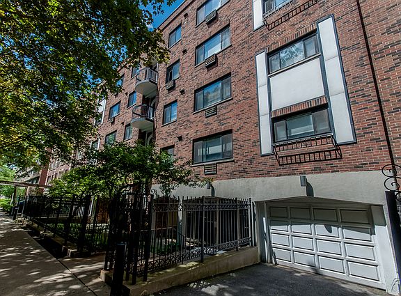 2nd image of 2336 N Commonwealth Ave APT 208