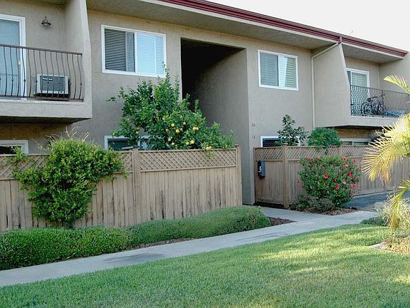 4th image of 930 Peach Ave Unit 13