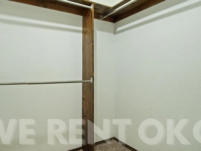 6415 N Peniel Ave — Photo 26