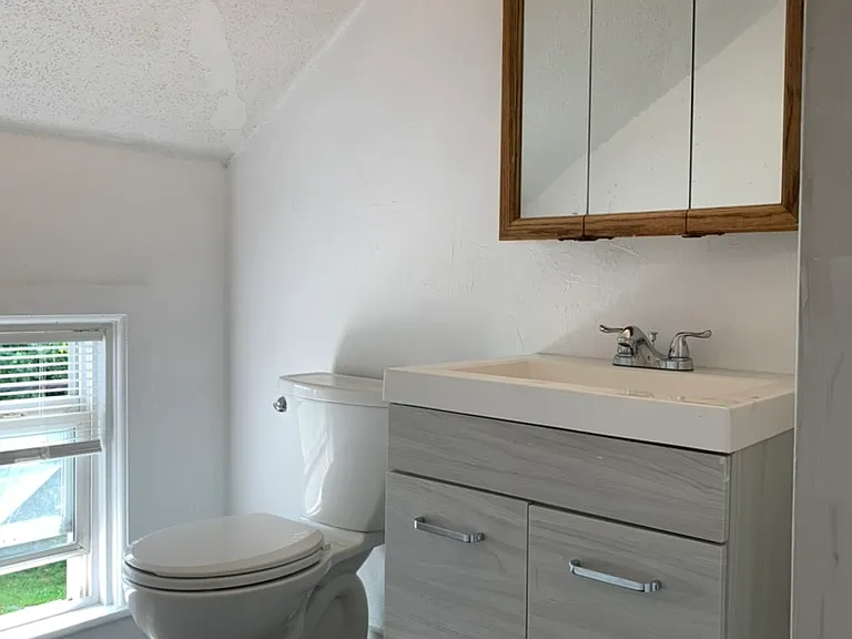 480 Norwich Ave — Photo 3
