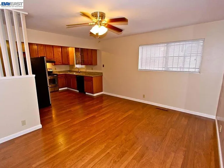 6909 Macarthur Blvd #A — Photo 5