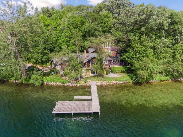 5740 Christmas Lake Point, Shorewood, MN 55331