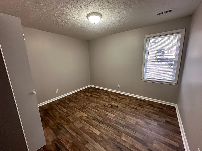 3421 Gardner St #B — Photo 5