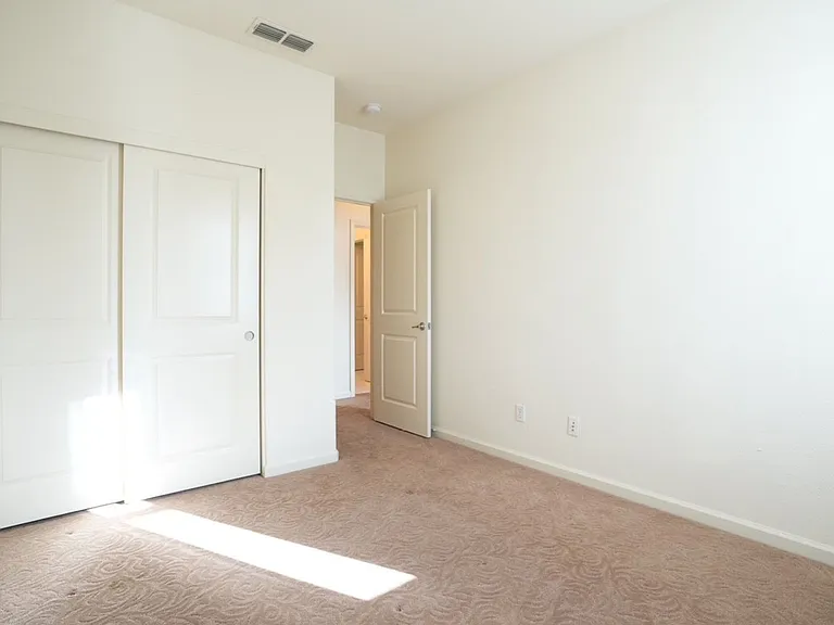 940 Chelebrooke Ct — Photo 27