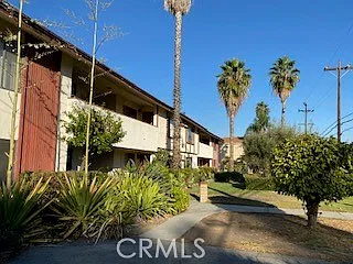 2 bed, 1286 sqft, $2,550 — Photo 2