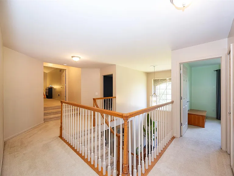 3481 Castlewood Ct — Photo 40