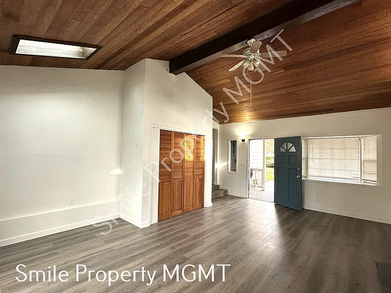 6555 SE 97th Ave — Photo 3