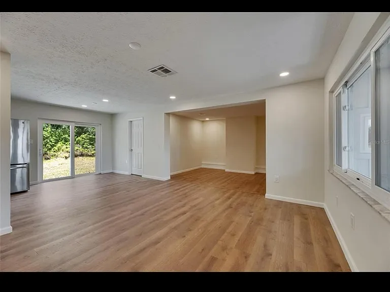 12434 Cody Dr — Photo 4