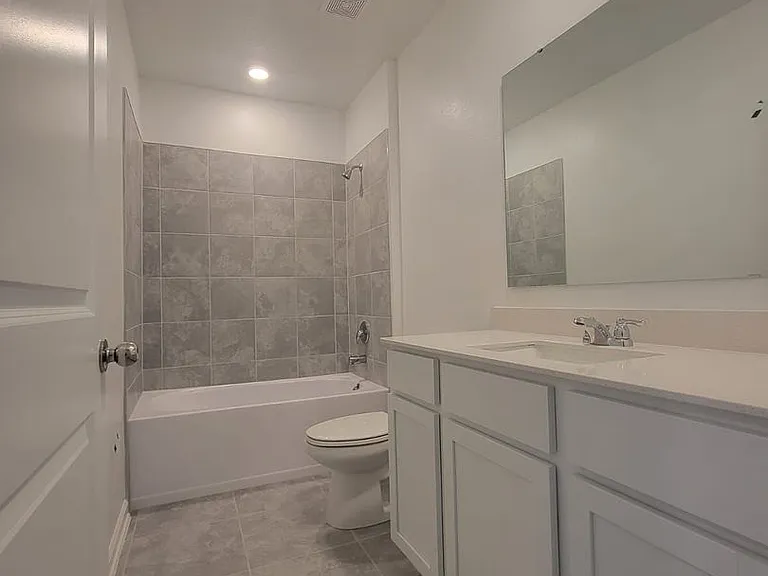5004 Worchester Dr — Photo 11