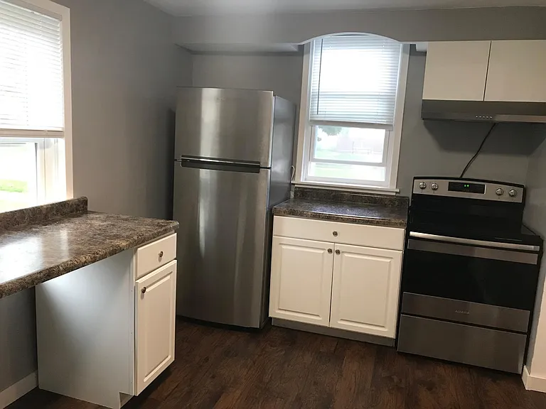 1602 Alabama Ave — Photo 2