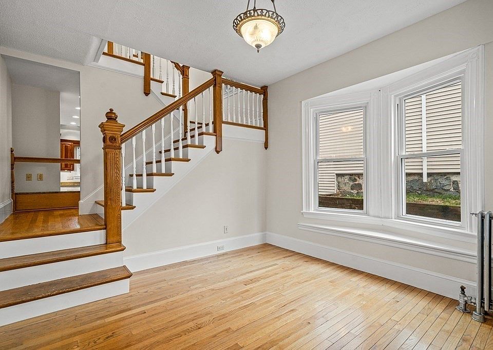 34 Chipman Ave, Melrose, MA 02176 Zillow