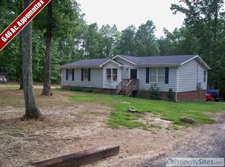 389 Fox Ridge Ln, Appomattox, VA 24522