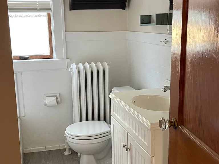 1693 Watson Ave — Photo 9