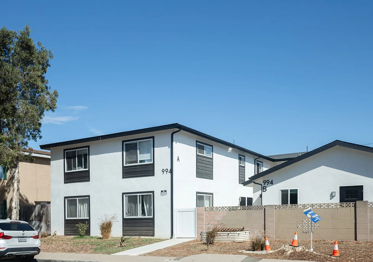 994 Valencia St — Photo 1