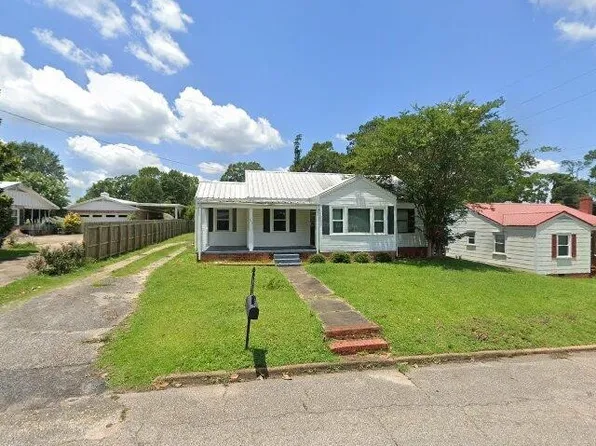 235 Burnett St, Greenville, AL 36037