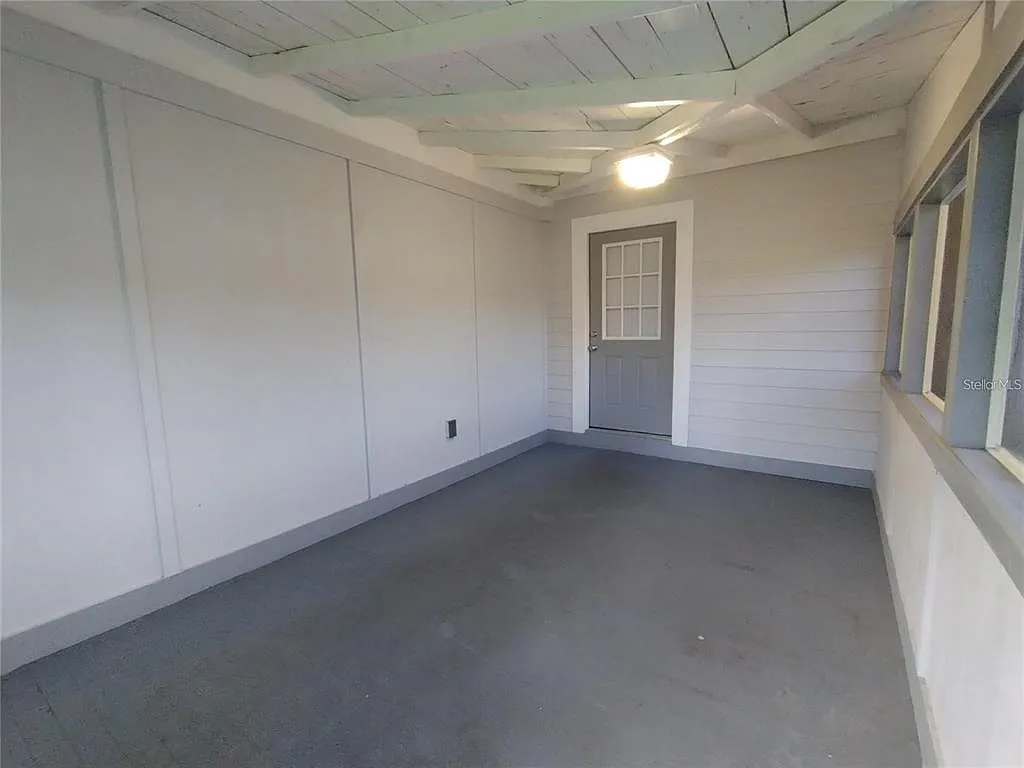 4 bed, 2.0 bath, 1356 sqft, $1,600 — Photo 3