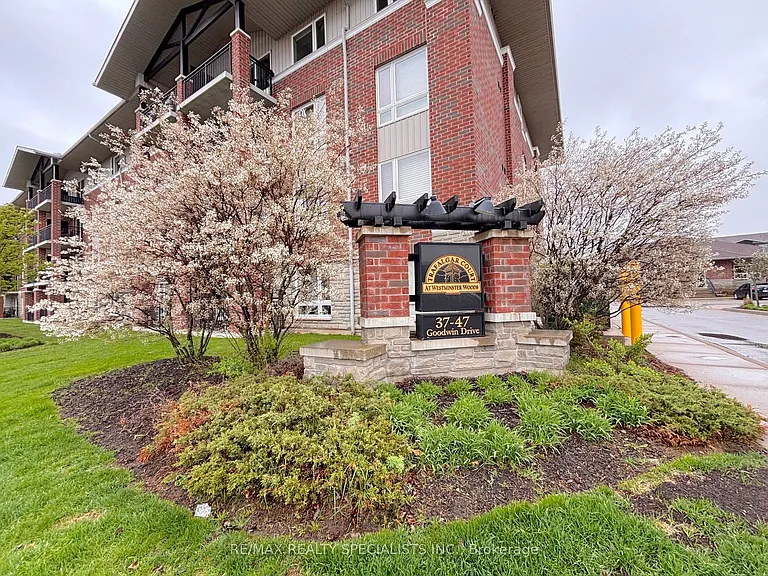 43 Goodwin Dr #404 — Photo 2