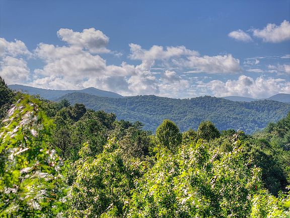 4th image of 12 N Dream Catcher Mtn