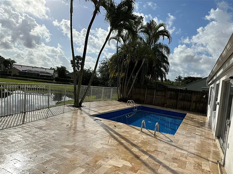 9841 Ridgecreek Rd — Photo 25