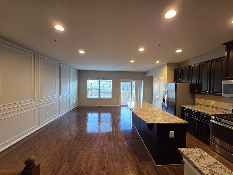 5435 Doubleday Ln — Photo 16
