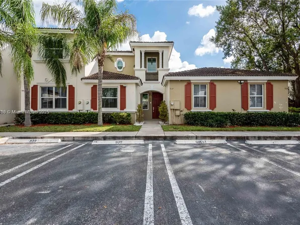 939 NE 42nd Ter, Homestead, FL 33033