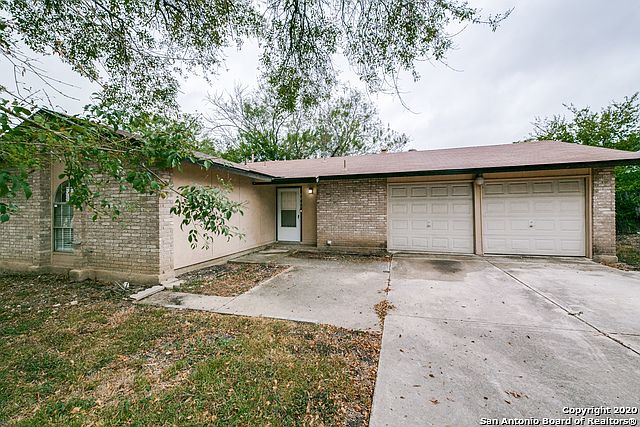 1st image of 1063 Honey Tree St