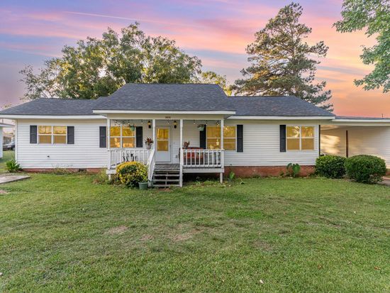 3424 Meade St, Sanford, NC 27332