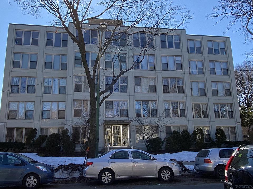 1st image of 1633 W Thome Ave APT 402