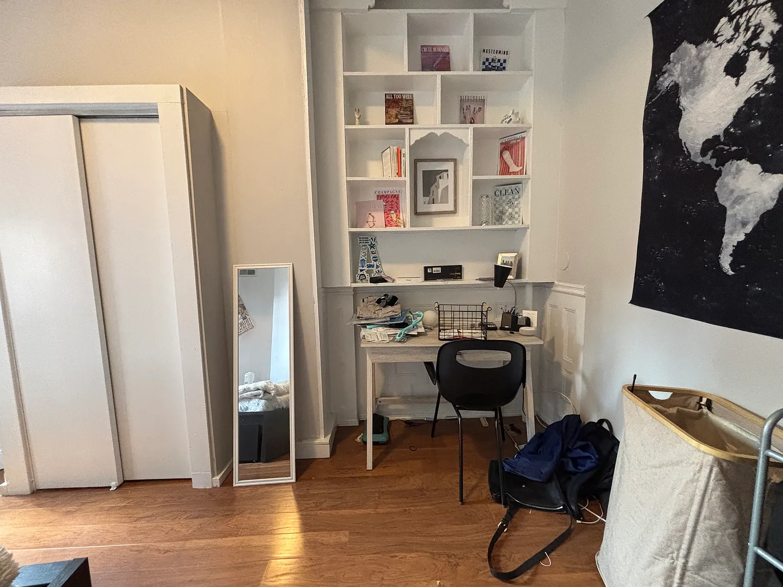 1 bed, 1.0 bath, $2,400 — Photo 3